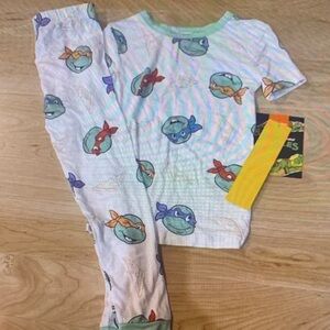 Kids Pajamas with Turtle Print - White and Green